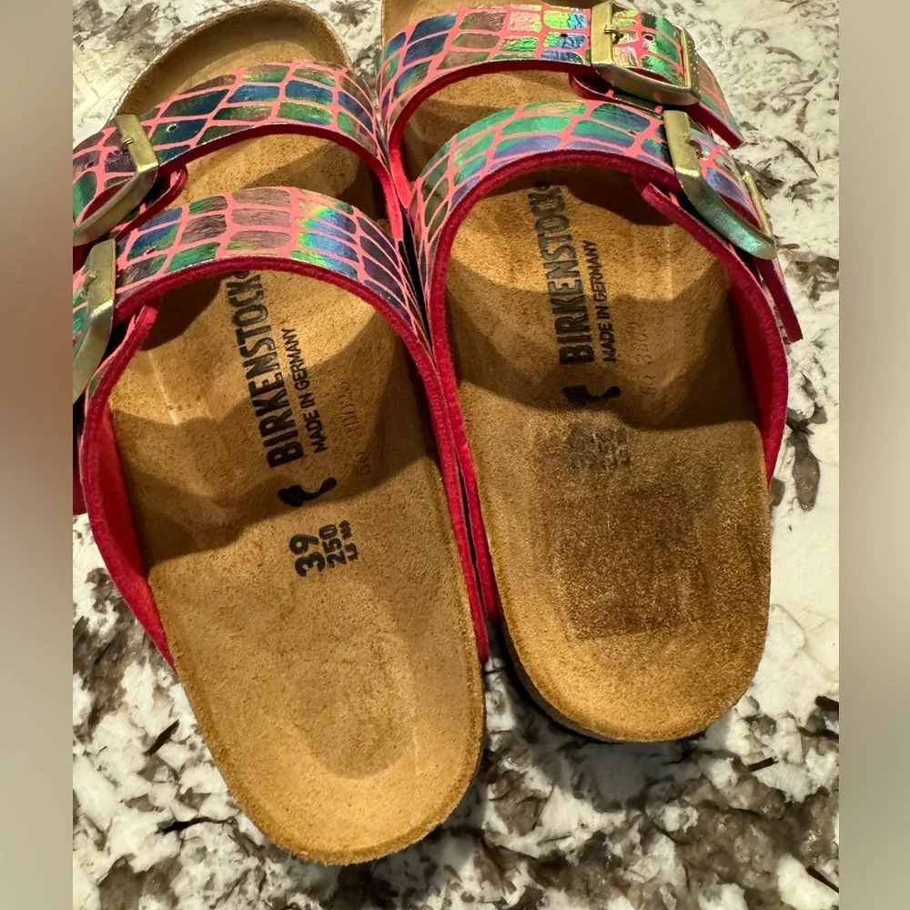 Birkenstock Sandals 🩷 - Picture 9 of 9